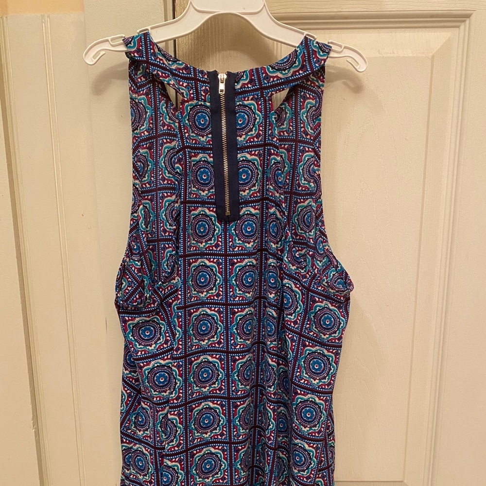 Patterned Tank Top - Picture 3 of 5